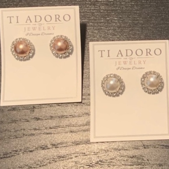 Ti Adoro studs with Halo - Picture 2 of 4